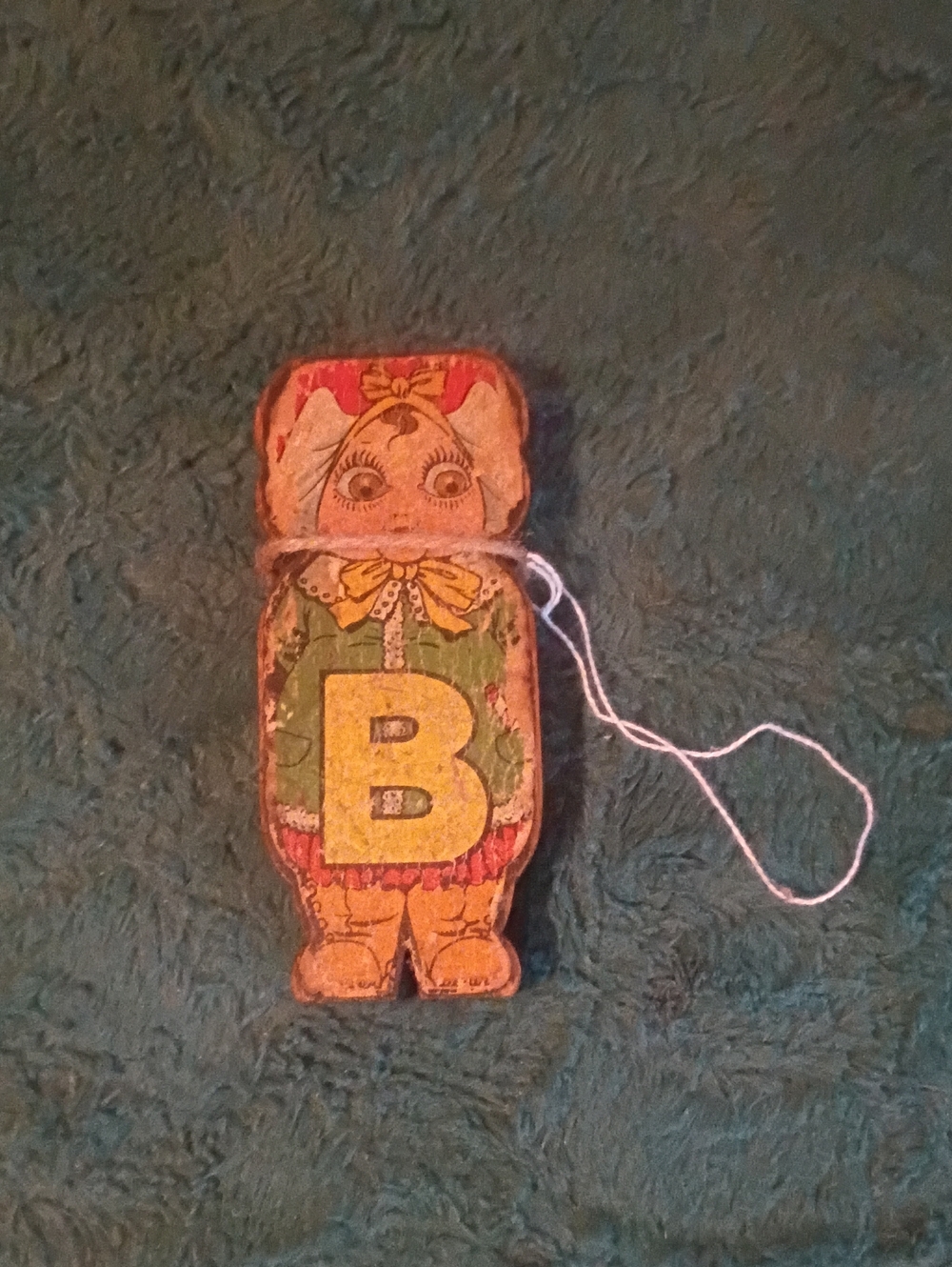 Vintage, two-sided wooden alphabet figure known as Alphies (B,Y)